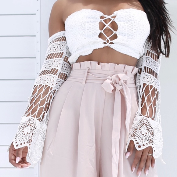 Tops - . All The Details White Crochet Long Sleeve Crop Top